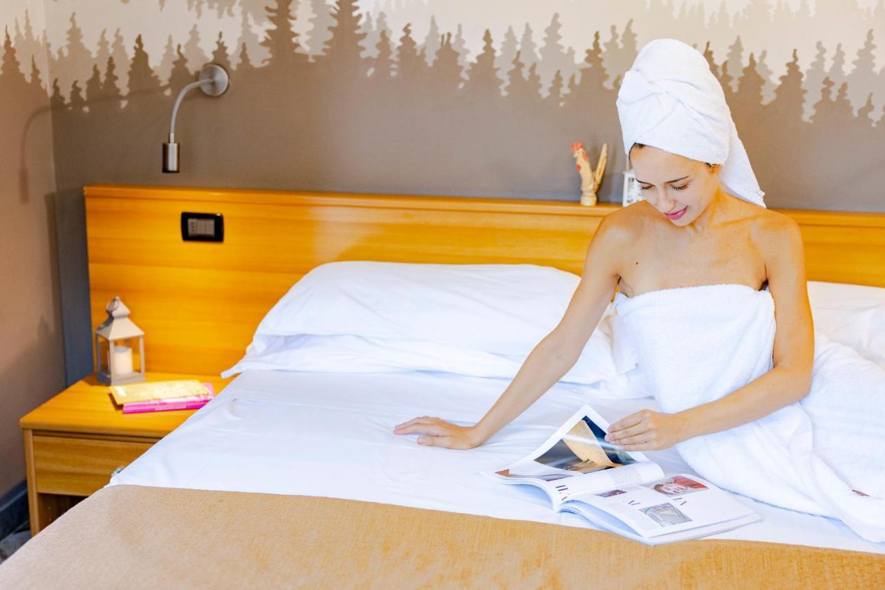 Hotel&Restaurant Armanac De Toubie Arnad Dış mekan fotoğraf