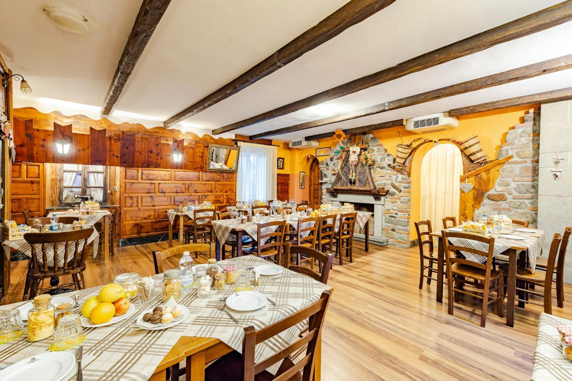 Hotel&Restaurant Armanac De Toubie Arnad Dış mekan fotoğraf