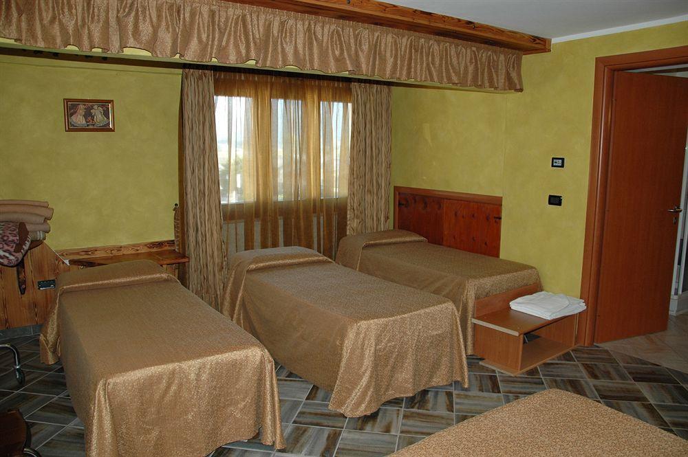 Hotel&Restaurant Armanac De Toubie Arnad Dış mekan fotoğraf